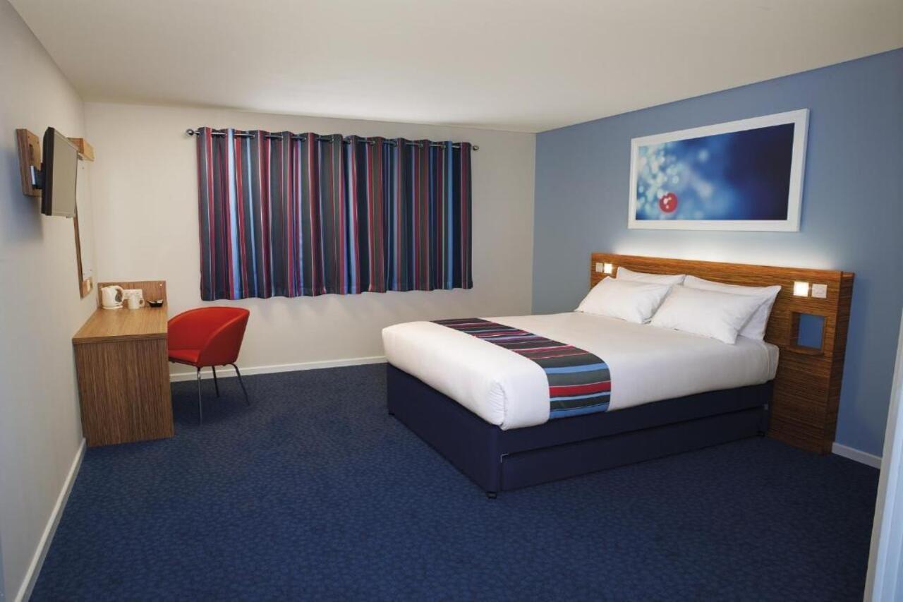 Travelodge Limerick Castletroy Exterior foto