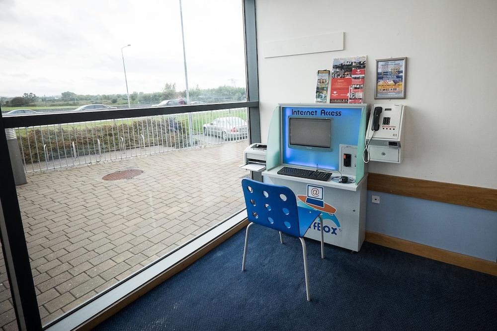 Travelodge Limerick Castletroy Exterior foto